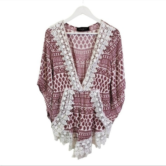 Akira Chicago Paisley Print Lace Trim‎ Boho Romper Medium - Picture 1 of 6